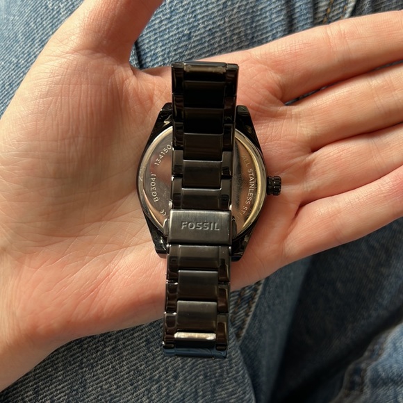 Black Fossil watch! - Picture 2 of 2